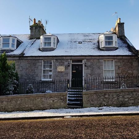 Atticus Central Guest House Aberdeen Esterno foto