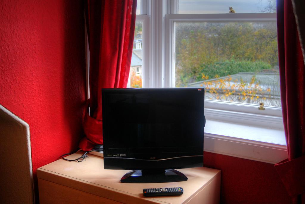 Atticus Central Guest House Aberdeen Esterno foto